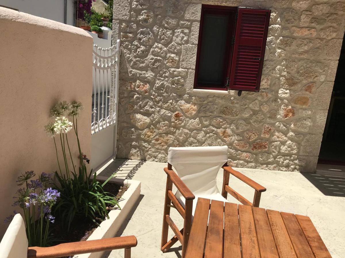 Cabernet Houses Lefkada City Exterior photo