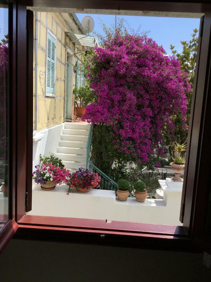 Cabernet Houses Lefkada City Exterior photo